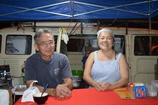 Casal, há 36 anos, divide o amor pela culinária japonesa. (Foto: Thailla Torres)