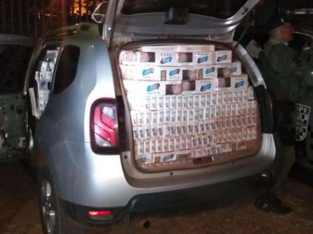 Dupla &eacute; presa pelo Bope com contrabando e mais de R$ 100 mil em dinheiro 