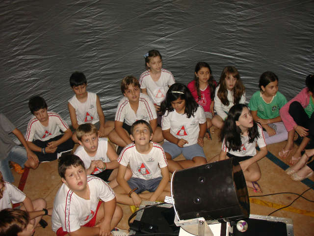  Alunos de S&atilde;o Gabriel do Oeste participam de projeto sobre Astronomia