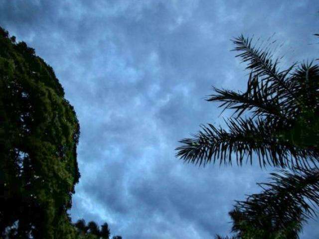 Inmet alerta para risco de tempestade com granizo em 19 munic&iacute;pios