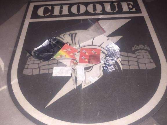 Jovens s&atilde;o presos na Orla Morena com cartelas de LSD compradas na internet