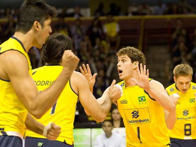  Brasil derrota Estados Unidos por 3 sets a 1 na Liga Mundial de V&ocirc;lei