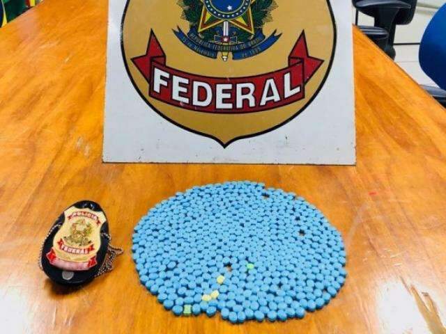 Pol&iacute;cia Federal prende mulheres com 550 comprimidos de ecstasy