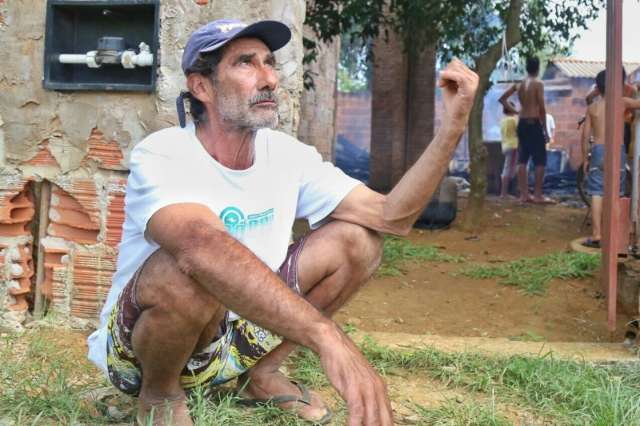 Inc&ecirc;ndio destr&oacute;i casa de madeira e propriet&aacute;rio diz que foi criminoso