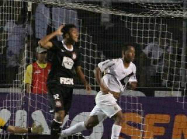 Corinthians reserva volta a jogar mal, perde e segue na lanterna