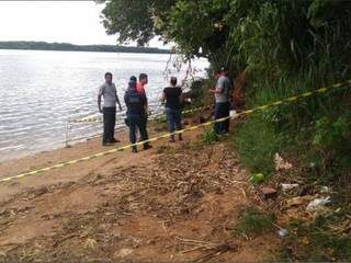 Local onde corpo foi encontrado ficou isolado (Foto: André Barbosa/ JPNews)