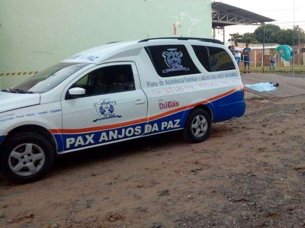 Jovem morto em frente de tabacaria recebia amea&ccedil;as de morte 