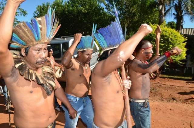 Movimentos pedem audi&ecirc;ncia em Bras&iacute;lia e per&iacute;cia no corpo do ind&iacute;gena  