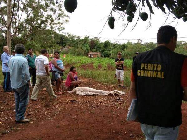 Homem &eacute; morto com golpe de faca ap&oacute;s passar a noite tomando pinga