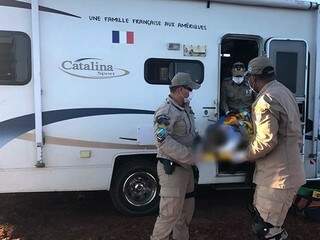 Criança fica ferida ao ser atropelada por pai francês que dirigia motorhome Criança fica ferida ao ser atropelada por pai francês que dirigia motorhome