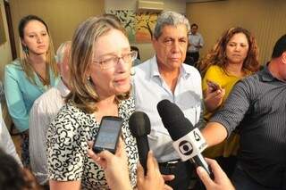 Ministra Maria do Rosário após reunião com governador André Puccinelli (PMDB). (Foto: João Garrigó)