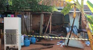 Vela causa inc&ecirc;ndio em resid&ecirc;ncia sem luz e mata beb&ecirc; de um ano