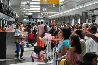 Aeroporto Internacional de Campo Grande registra movimento normal pela manhã. (Foto: Arquivo)