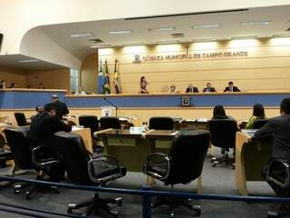 Líder do prefeito, João Rocha, defende que propostas sejam refeitas por vereadores (Foto: Kleber Clajus)