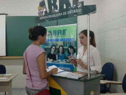 Feira oferece 300 vagas de emprego a partir das 14h de hoje