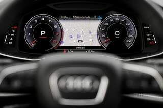 Sistema mantém a velocidade definida pelo motorista em um nível constante até um máximo de 30 km/h