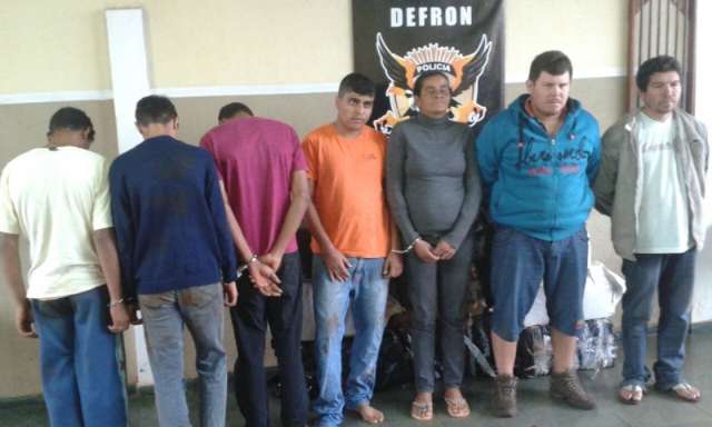 Pol&iacute;cia desarticula quadrilha que distribu&iacute;a maconha com ajuda de tr&ecirc;s menores