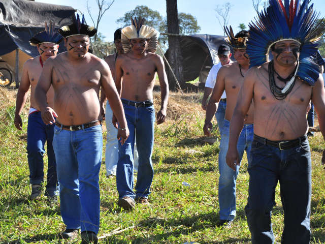  Decis&atilde;o da Justi&ccedil;a manda &iacute;ndios sa&iacute;rem da reserva Buriti