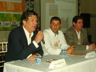 Presidente da Associação de Produtores de Bioenergia de Mato Grosso do Sul, Roberto Hollanda, fala sobre projeção da safra durante o Canasul 2011.