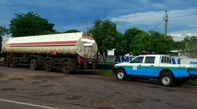Empresa &eacute; multada em R$ 21 mil por transporte ilegal de etanol