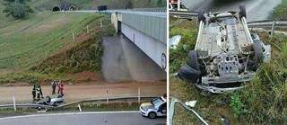 O veículo caiu do viaduto e ficou destruído com a força do impacto. (Foto: Jornal da Nova)