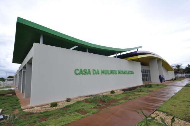 Governo cria grupo para garantir cumprimento da lei do feminic&iacute;dio em MS