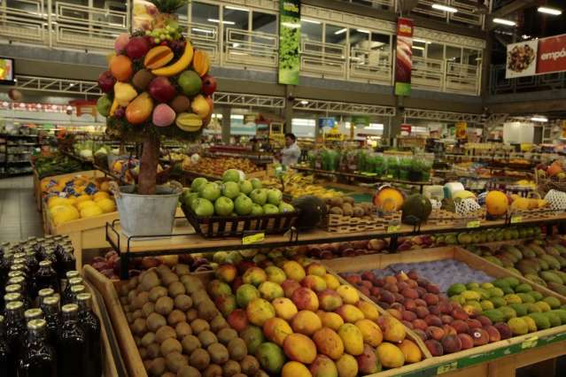 Carne, frutas e hortali&ccedil;as contribuem para infla&ccedil;&atilde;o no m&ecirc;s de agosto na Capital