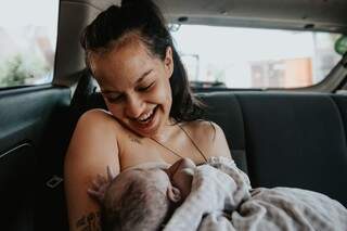 O sorriso de Nany emociona, mesmo após três meses do nascimento. (Foto: Paula Cayres)