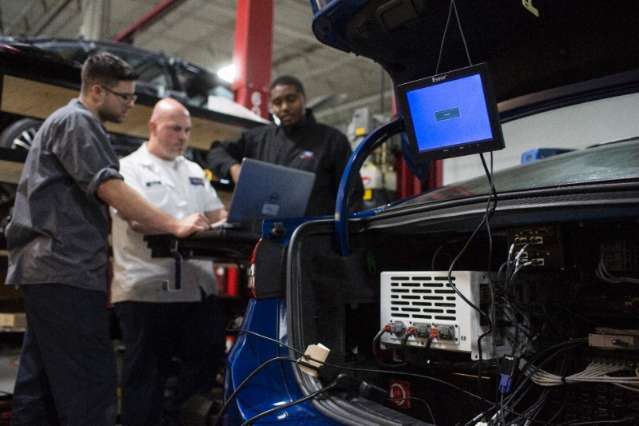Ford revela nova geração do protótipo Fusion Hybrid autônomo 