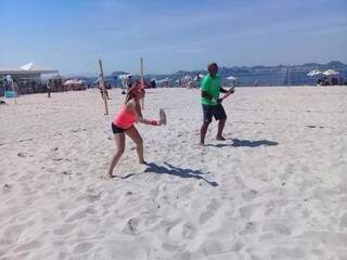MS volta de torneio de beach tennis no RJ com dois t&iacute;tulos e vice