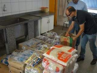 Prefeitura inicia entrega de alimentos em Ceinfs nesta quarta-feira (Foto: Divulgação/PMCG)