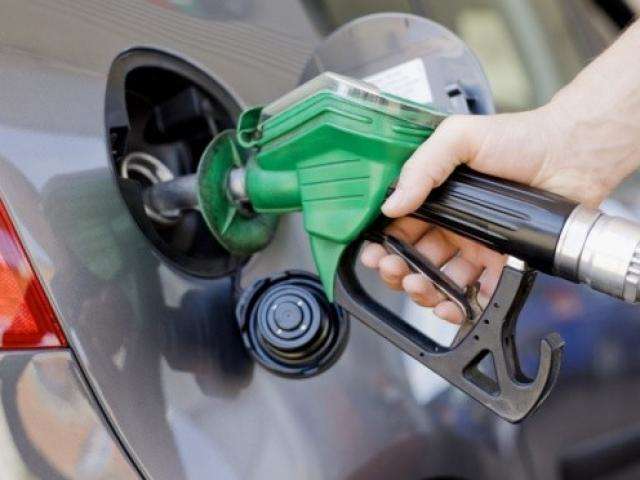 Alta de impostos no Brasil derruba em 70% venda de gasolina em Ponta Por&atilde; 