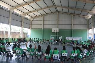 Alunos de escola estadual participam de discussão sobre violência no ambiente escolar (Foto:Divulgação)