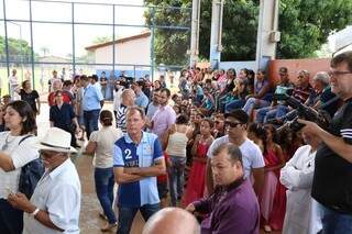 População compareceu ao local e espera que melhorias sejam implantadas no distrito (Foto: Fernando Antunes)
