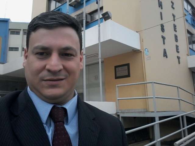 Empres&aacute;rio desiste de campanha e Rede indica novo vice para Bluma