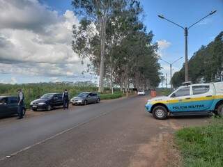 Bloqueio da PMR fiscaliza motoristas em rodovia. (Foto: Arquivo) 