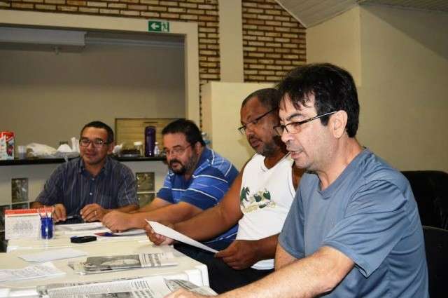 Em Bras&iacute;lia servidores do judici&aacute;rio fazem manifesta&ccedil;&atilde;o por melhoria salarial