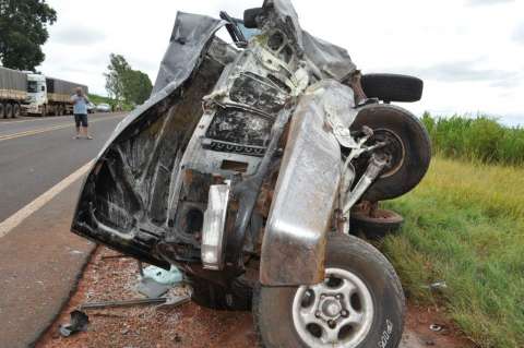 Acidente na rodovia BR-163 em Mundo Novo mata três pessoas
