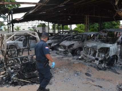Quadrilha que explodiu casas e loja encurralou 12 policiais em delegacia