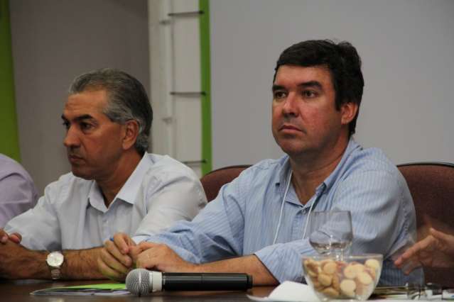 Reinaldo se encontra com produtores e sinaliza montagem de secretariado