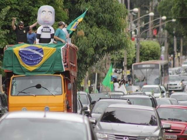 Movimento organiza carreata na Capital para comemorar condena&ccedil;&atilde;o de Lula