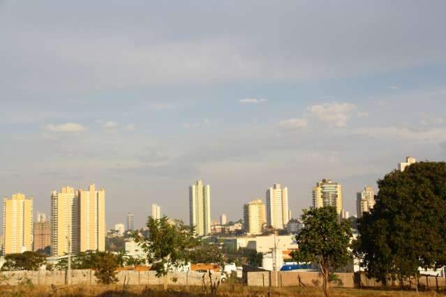 C&eacute;u amanhece sem nuvens e quinta-feira ser&aacute; quente na Capital