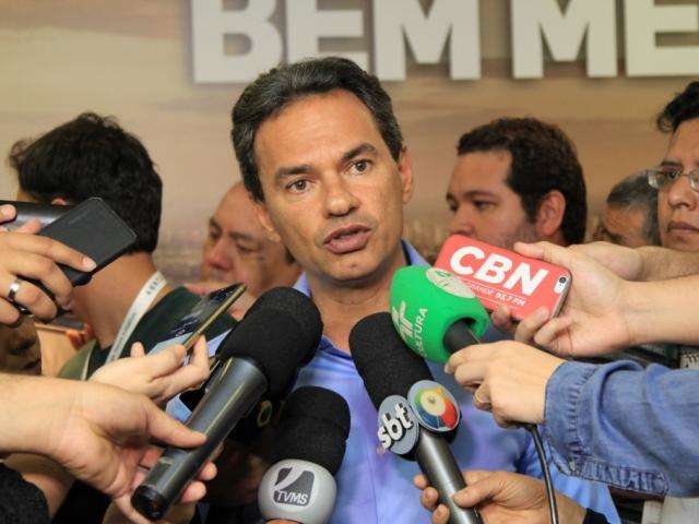 &quot;Demiss&atilde;o assusta, mas ponto &eacute; uma exig&ecirc;ncia&quot;, diz prefeito sobre m&eacute;dicos