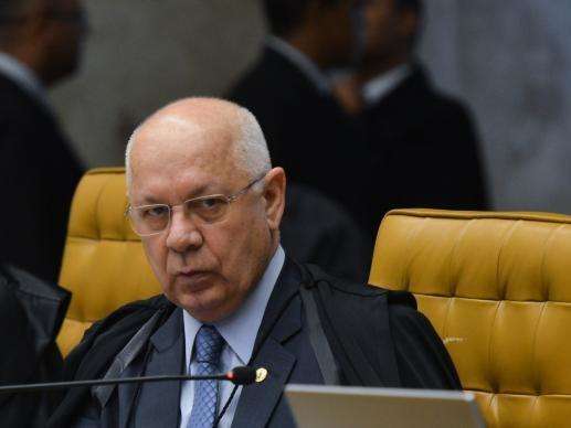 Ministro do STF nega pedido para anular impeachment de Dilma
