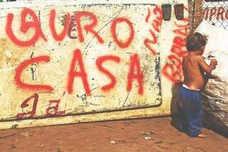 No colorido ou preto e branco, fotos mostram como a favela pode ser bela