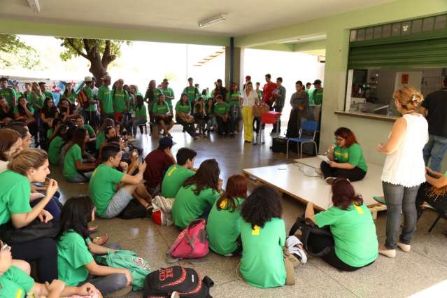 Escolas de MS participam de prova que analisa qualidade do ensino no pa&iacute;s