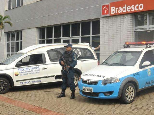 Idoso passa mal e morre em banco no centro de Campo Grande