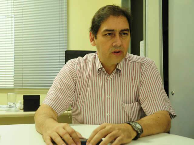  Bernal confirma candidatura e diz que vice ser&aacute; anunciado na quinta-feira