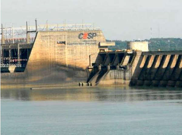  Por conta da chuva, comportas das usinas de Jupi&aacute; e Ilha Solteira s&atilde;o abertas