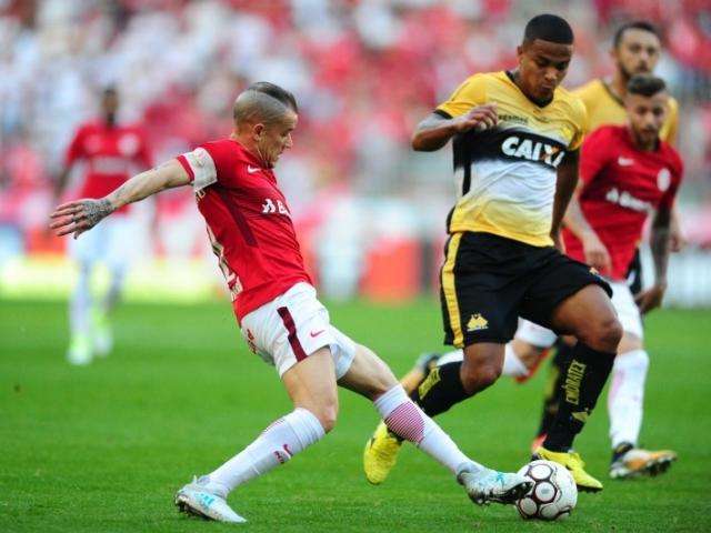Crici&uacute;ma abre o placar mas Internacional ainda arranca um empate no Beira Rio 